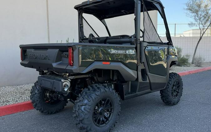 2026 Honda Pioneer 1000 Deluxe