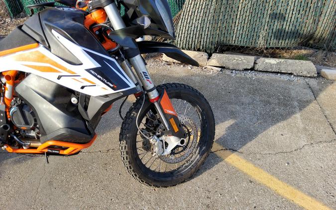 2020 KTM Adventure 790 R