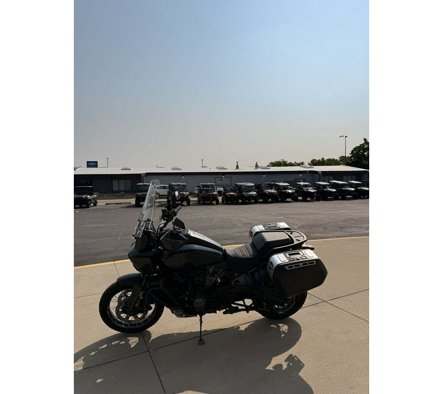 2023 Harley-Davidson® RA1250S - Pan America™ 1250 Special