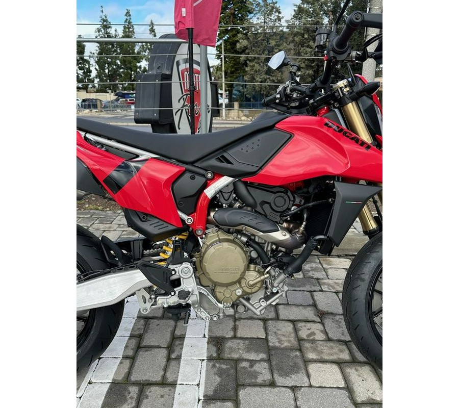 2024 Ducati Hypermotard 698 Mono Red