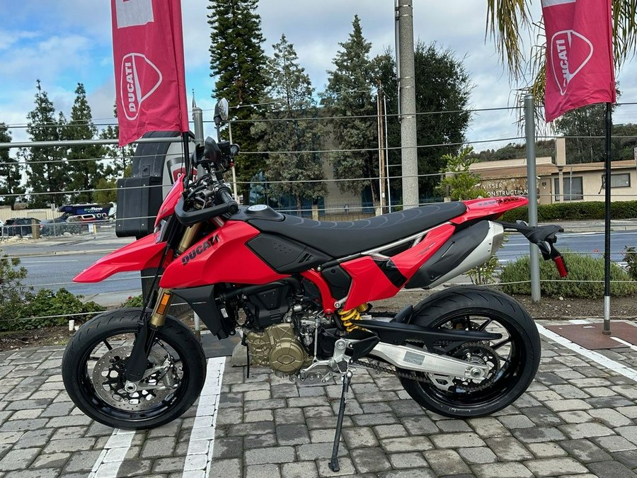 2024 Ducati Hypermotard 698 Mono Red