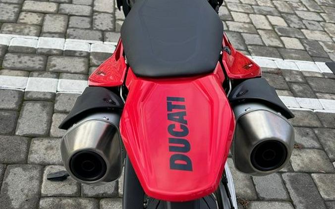 2024 Ducati Hypermotard 698 Mono Red