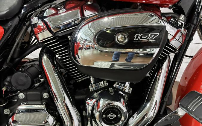 2017 Harley-Davidson Street Glide® Special Custom Colour Laguna Orange