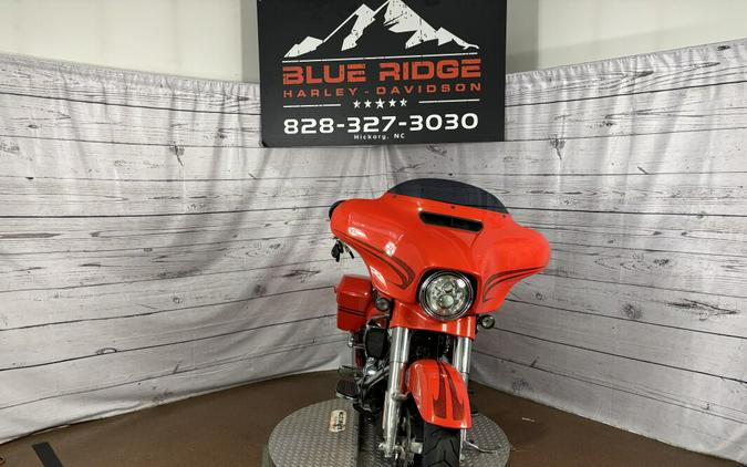 2017 Harley-Davidson Street Glide® Special Custom Colour Laguna Orange