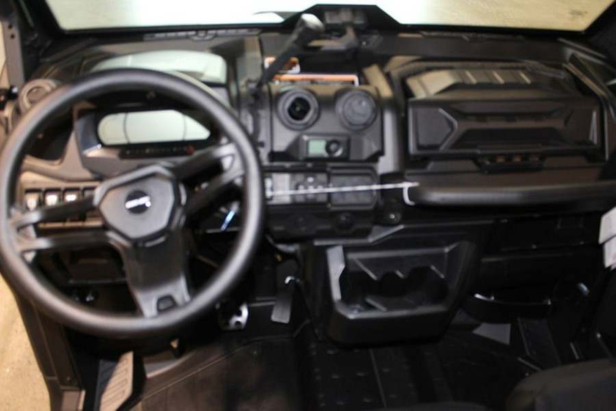 2026 Can-Am SSV DEF 6X6 LTD 65 HD10 BE 26