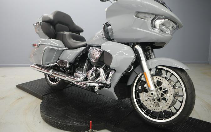 2026 Harley-Davidson® Road Glide Limited FLTRXL