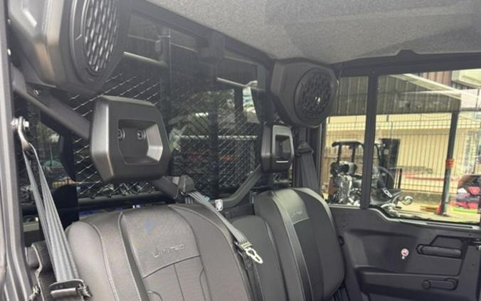 2027 Can-Am® Defender XU MAX Limited HD11 Sandstone