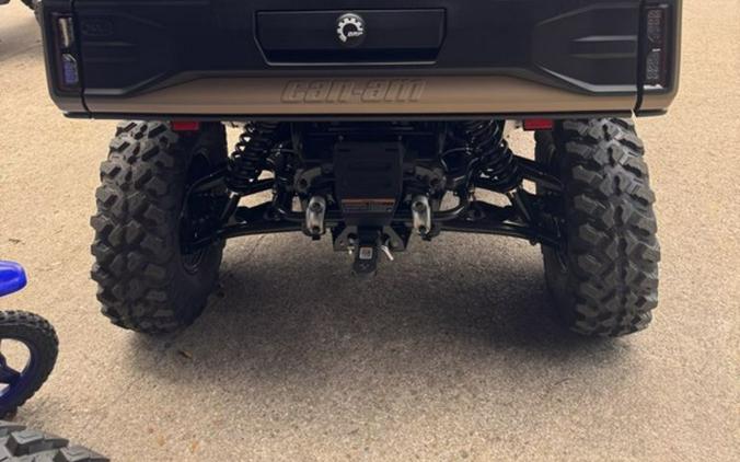 2027 Can-Am® Defender XU MAX Limited HD11 Sandstone