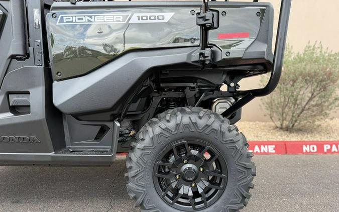 2026 Honda Pioneer 1000-5 Deluxe