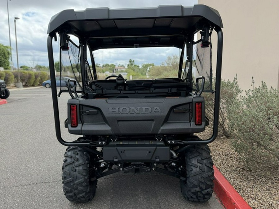 2026 Honda Pioneer 1000-5 Deluxe