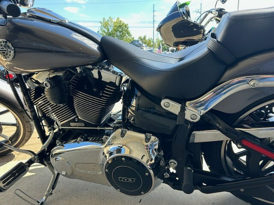 2015 Harley-Davidson Breakout Charcoal Pearl