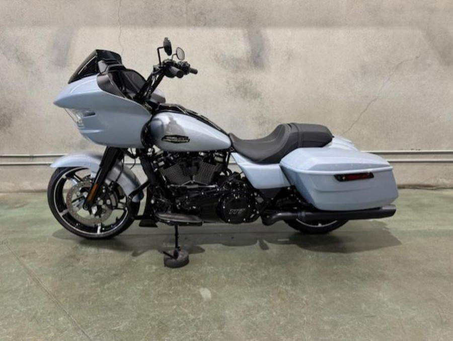 2024 Harley-Davidson® FLTRX - Road Glide®