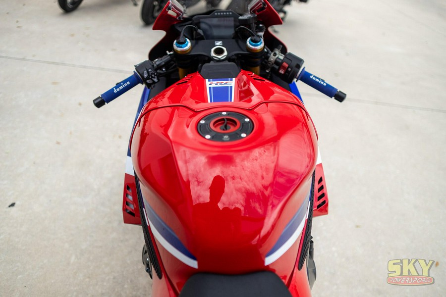 2025 Honda CBR1000RRR Fireblade SP