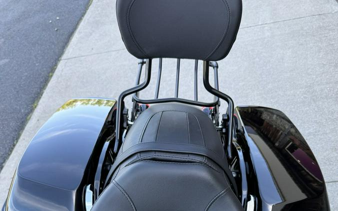 2022 Harley-Davidson® Road King® Special Vivid Black