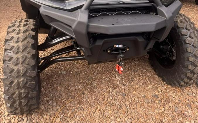 2027 Can-Am® Defender XU MAX Limited HD11 Dark Wildland Camo