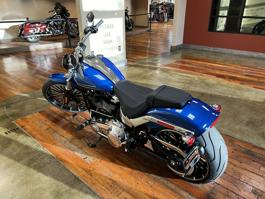 New 2024 Harley-Davidson Breakout Cruiser Motorcycle For Sale Near Memphis, TN