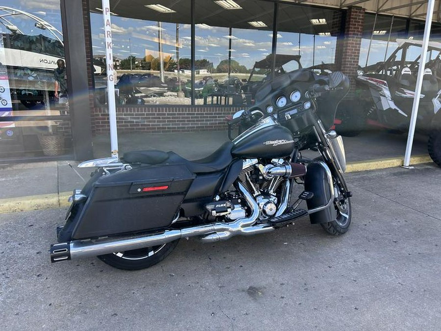 2013 Harley-Davidson® FLHX - Street Glide®