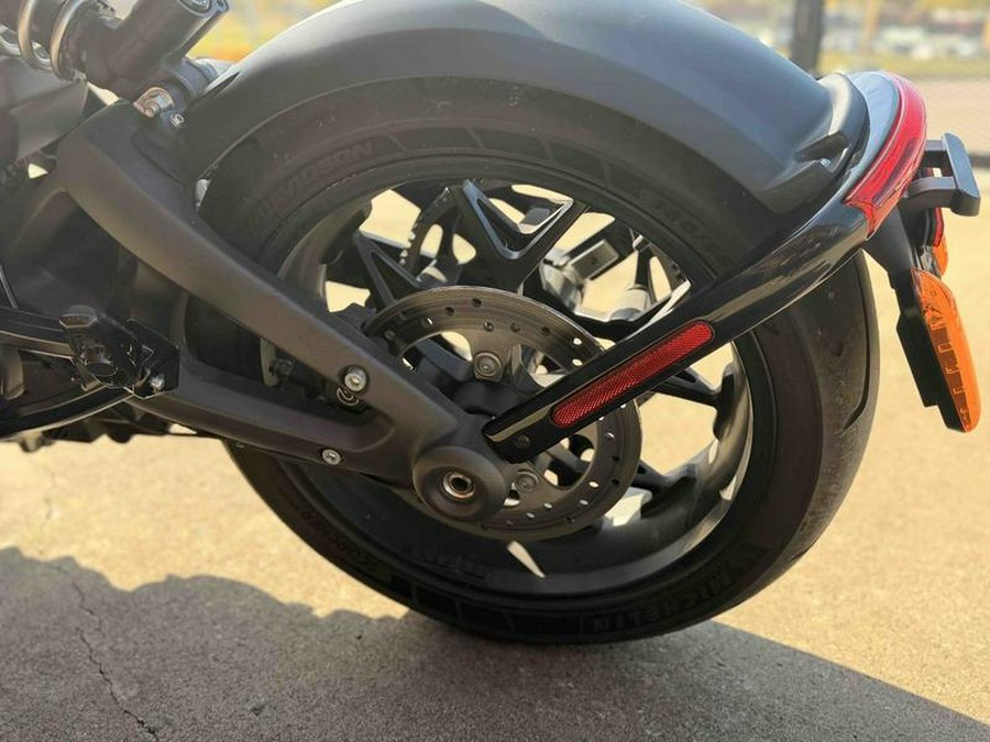 2022 Harley-Davidson® LW1