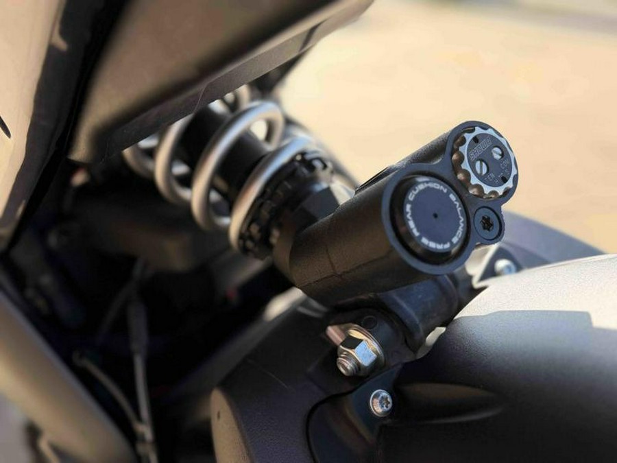 2022 Harley-Davidson® LW1