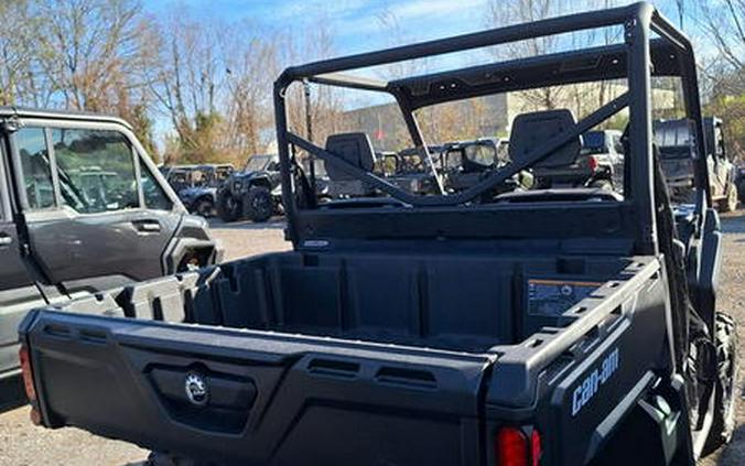 2026 Can-Am® Defender DPS HD7 Compass Green