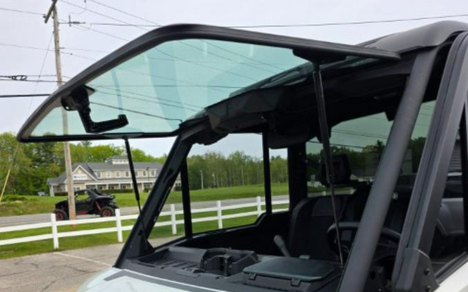 2026 Can-Am Defender Limited HD11