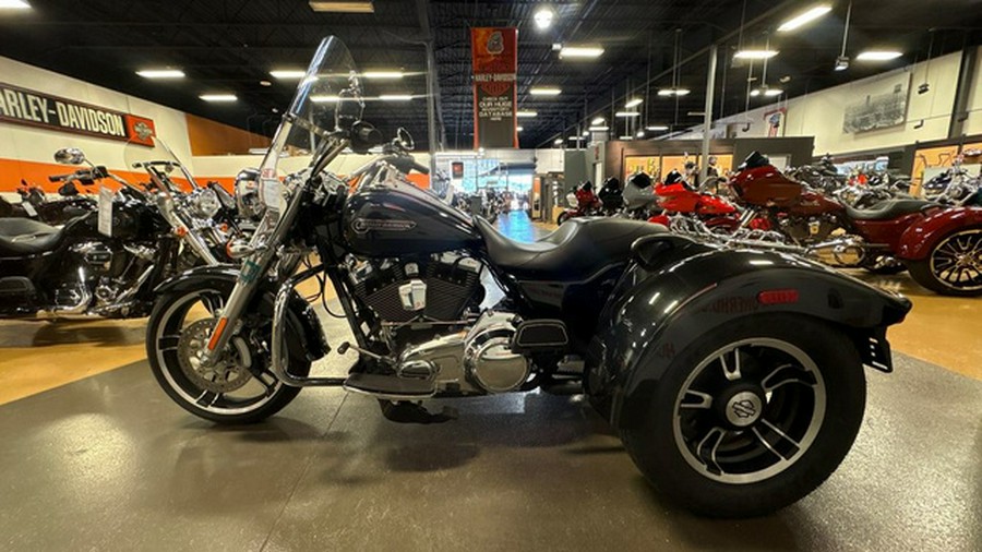 2016 Harley-Davidson Trike FLRT - Freewheeler