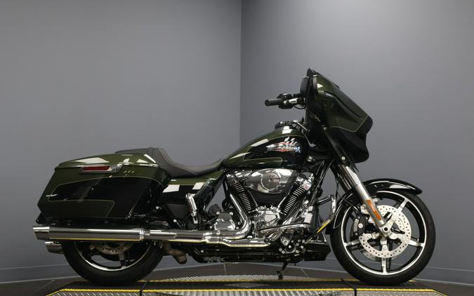 2026 Harley-Davidson Street Glide FLHX
