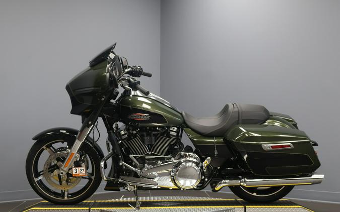 2026 Harley-Davidson Street Glide FLHX