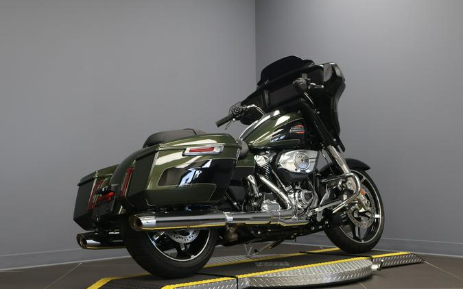 2026 Harley-Davidson Street Glide FLHX