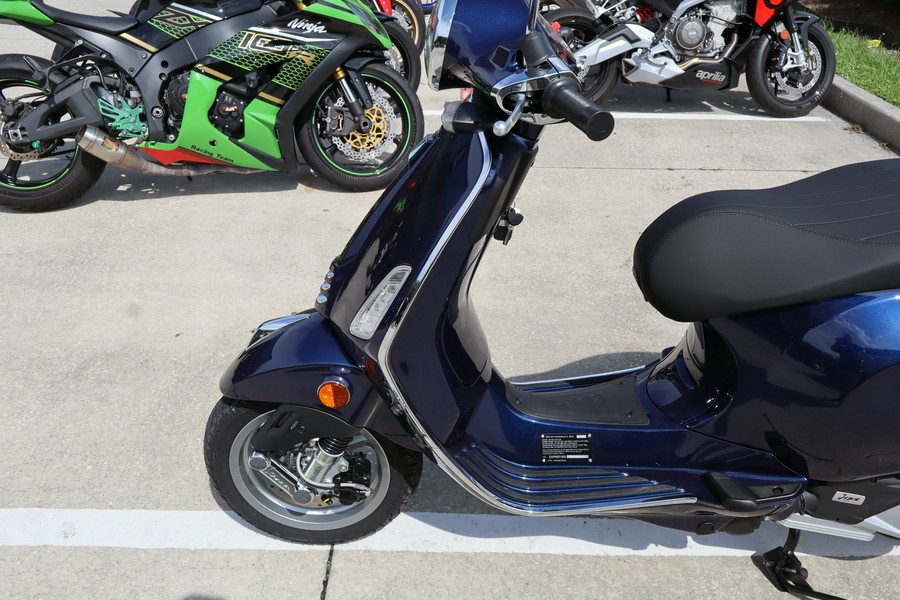 2025 Vespa Primavera 150 Tech