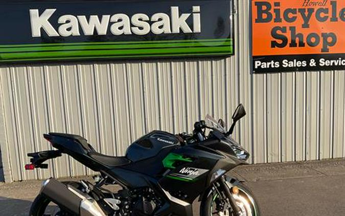 2023 Kawasaki Ninja 400