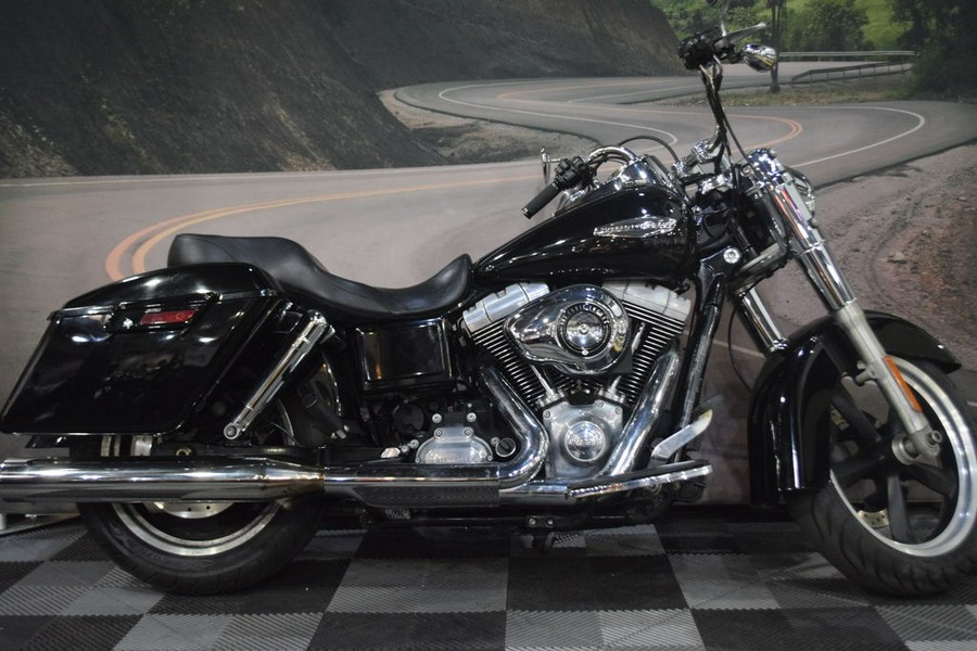 2013 Harley-Davidson® FLD - Dyna® Switchback™
