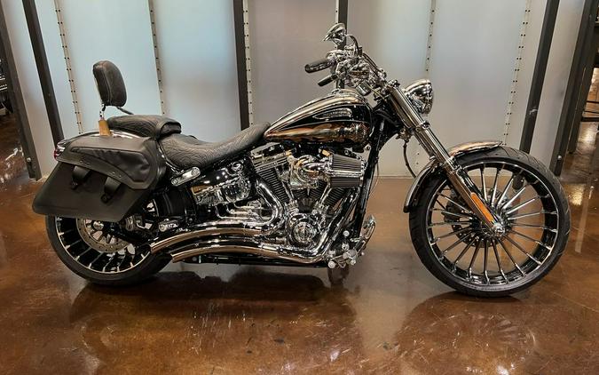 2014 Harley-Davidson Softail® CVO™ Breakout®