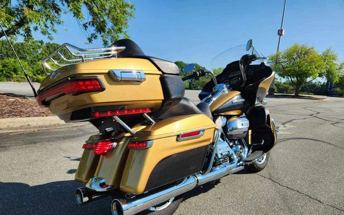 2017 Harley-Davidson® FLTRU - Road Glide® Ultra