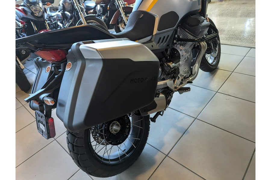 2024 Moto Guzzi Stelvio