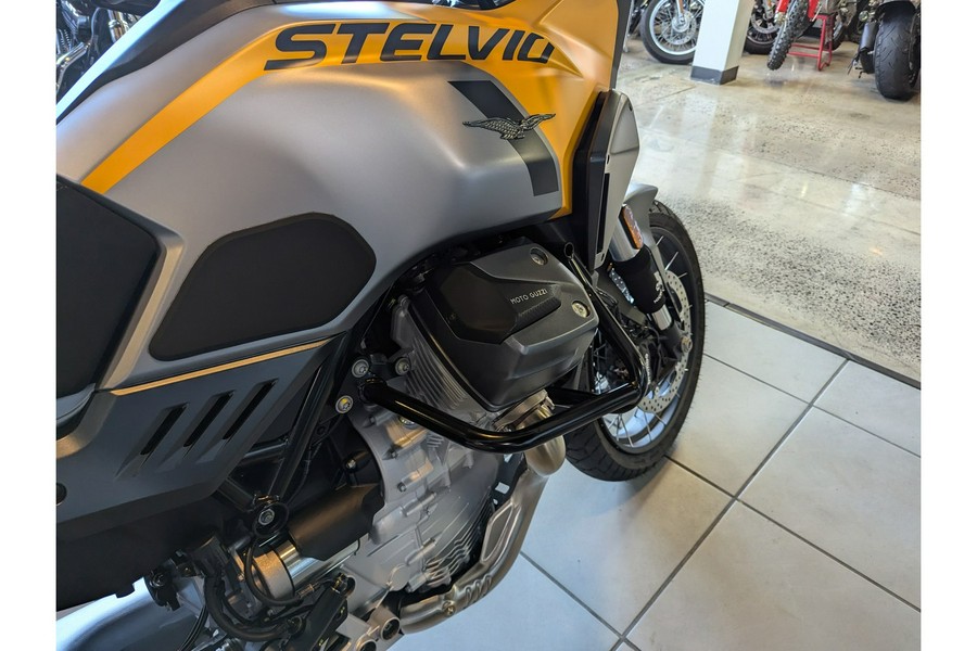 2024 Moto Guzzi Stelvio