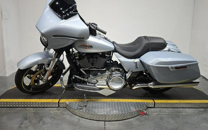FLHX 2025 Street Glide™