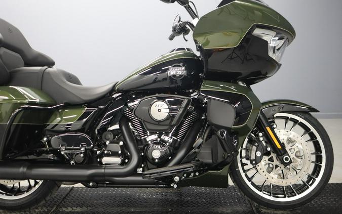 2026 Harley-Davidson® Road Glide Limited FLTRXL