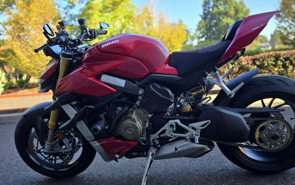 2021 Ducati STREETFIGHTER V4S