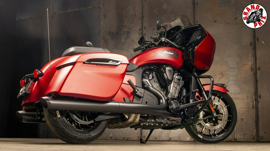 2024 Indian Motorcycle® Challenger® Dark Horse® Sunset Red Smoke