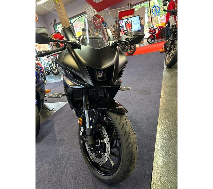2025 Yamaha YZF-R7