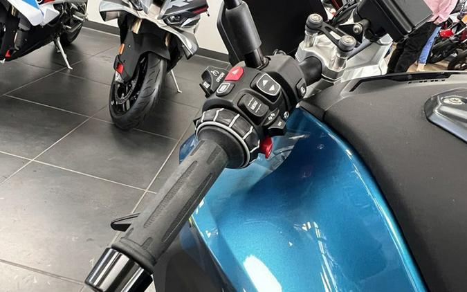 2026 BMW R 1300 R Snapper Rocks Blue 1300 R