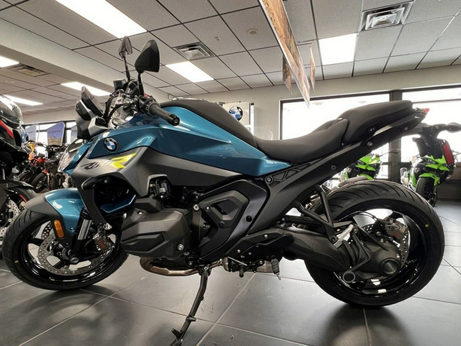2026 BMW R 1300 R Snapper Rocks Blue 1300 R