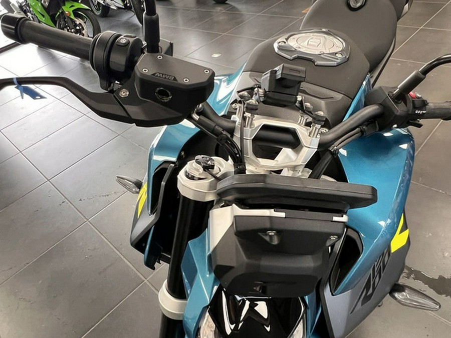 2026 BMW R 1300 R Snapper Rocks Blue 1300 R