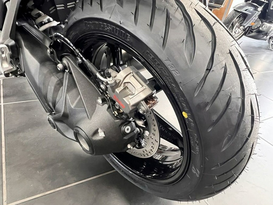 2026 BMW R 1300 R Snapper Rocks Blue 1300 R