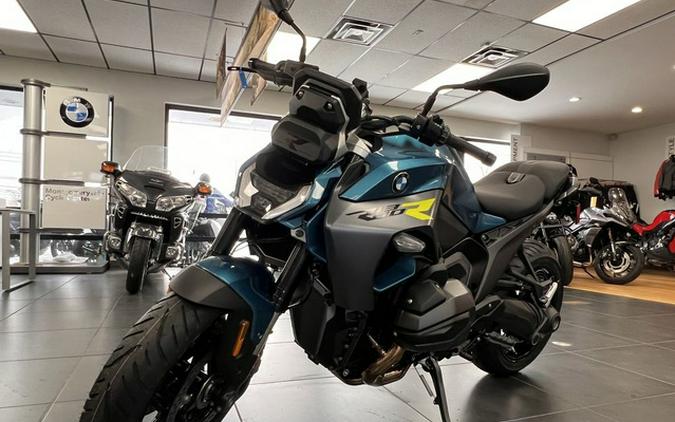 2026 BMW R 1300 R Snapper Rocks Blue 1300 R