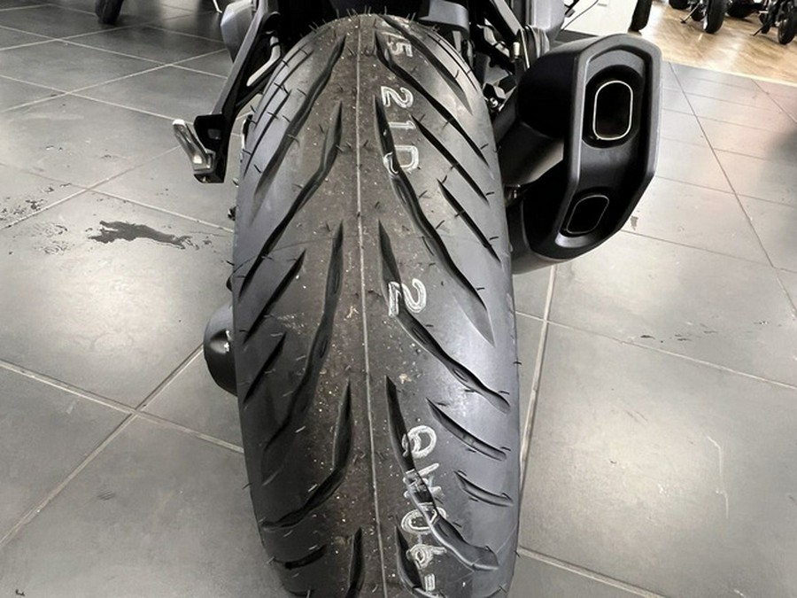 2026 BMW R 1300 R Snapper Rocks Blue 1300 R