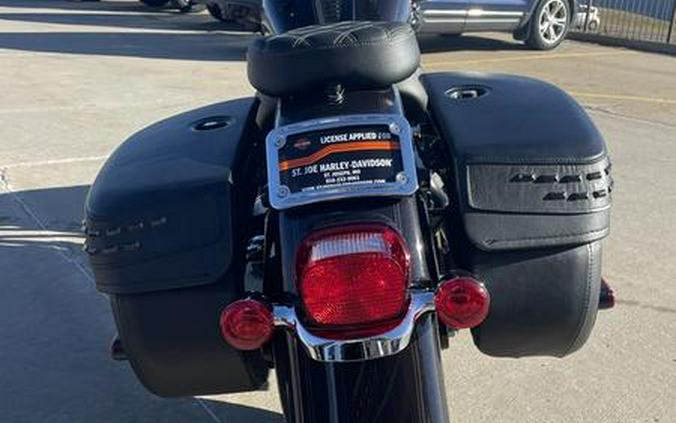 2021 Harley-Davidson® FLHCS - Heritage Classic 114