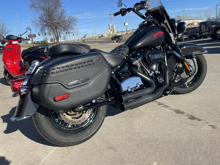 2021 Harley-Davidson® FLHCS - Heritage Classic 114