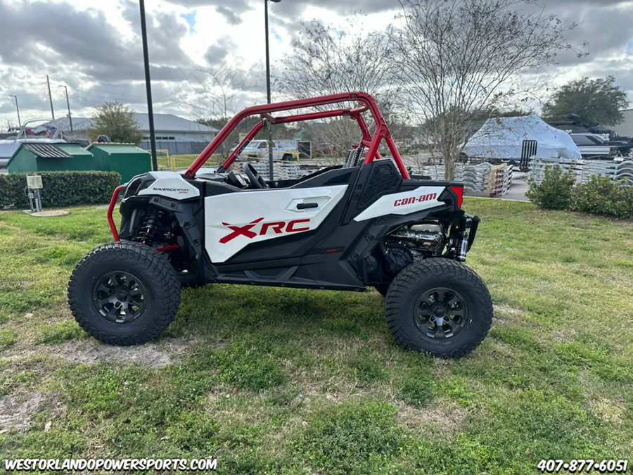 2024 Can-Am® Maverick Sport X rc 1000R